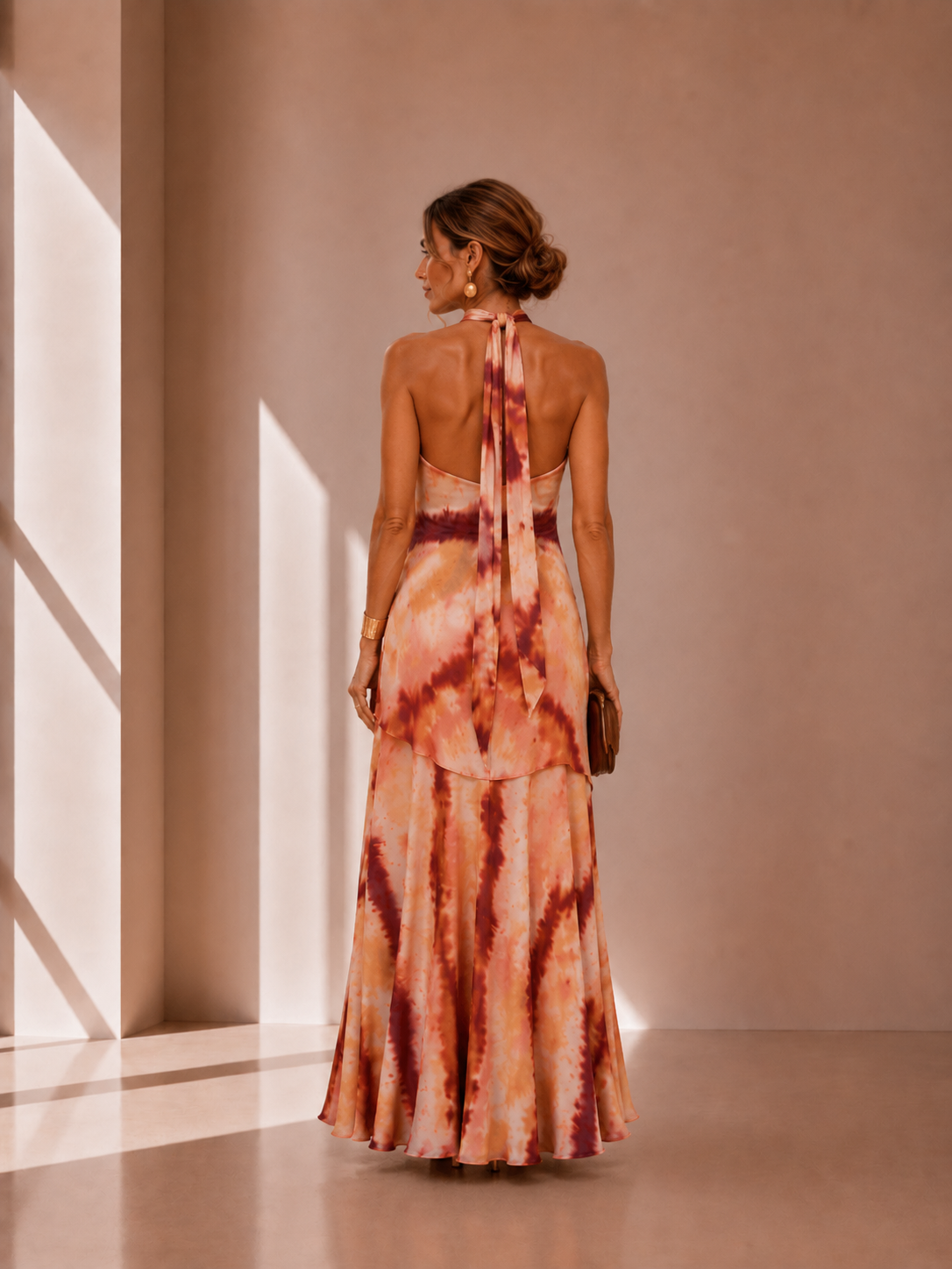 Vestido largo estampado con escote palabra de honor