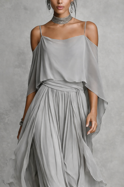 Isabela | Conjunto fluido gris con top de tirantes y pantalón ligero