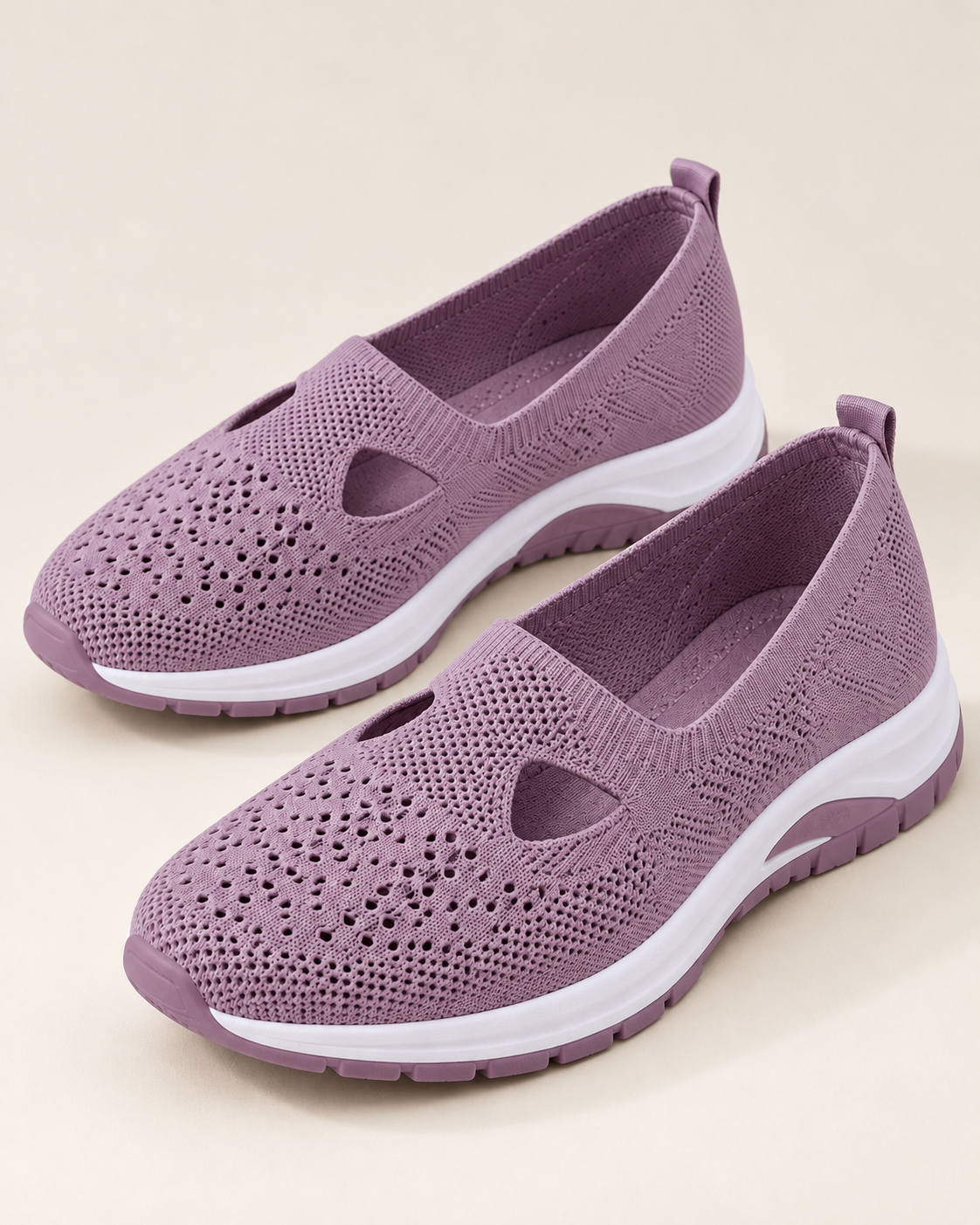 Zapatillas de mujer lisas y a la moda