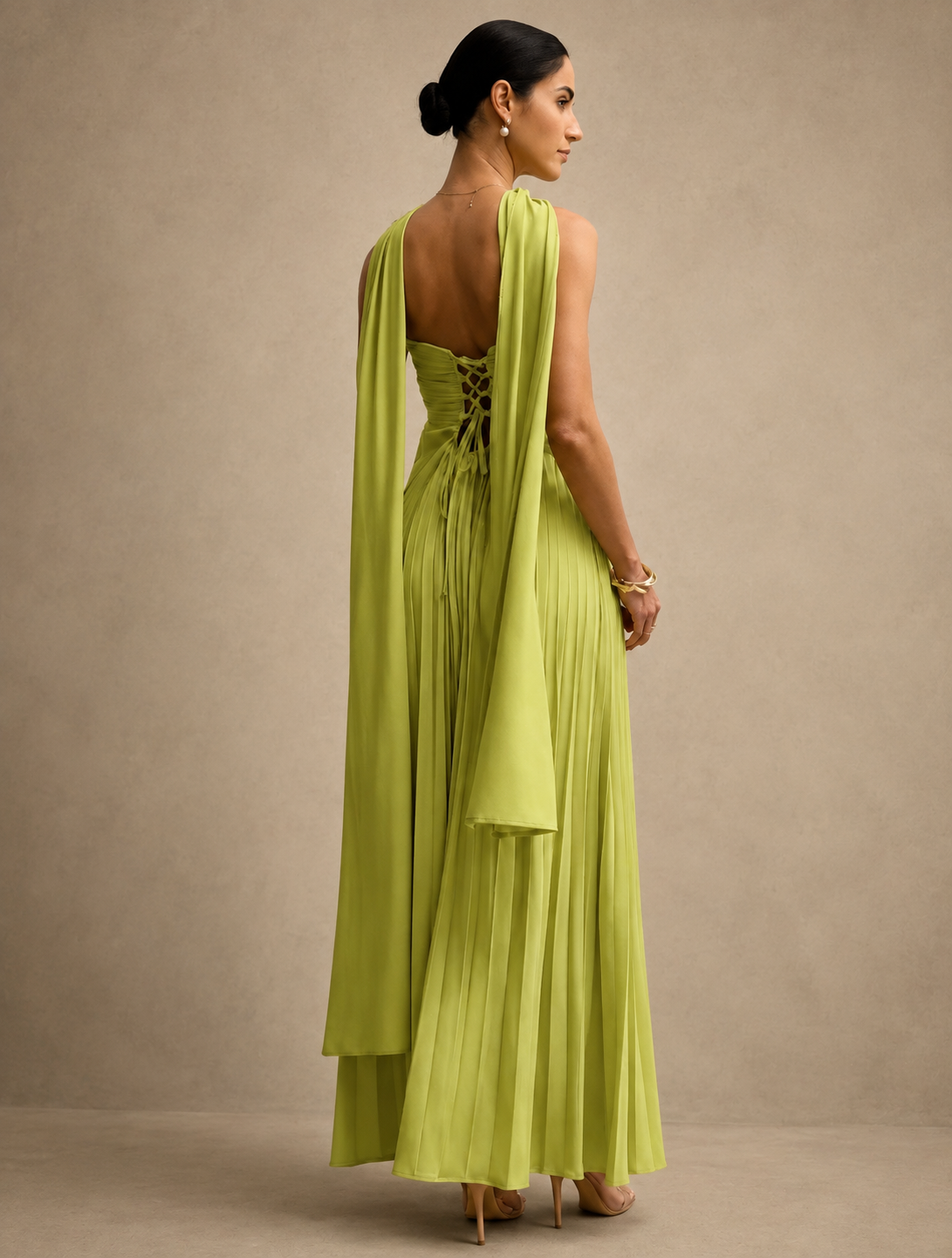 VESTIDO PLISADO SIN TIRANTES
