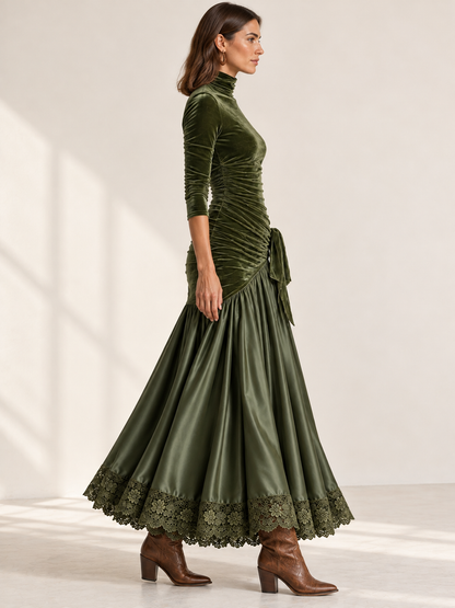 Antonella | Vestido largo verde oliva de terciopelo y satén con paneles y bajo de encaje