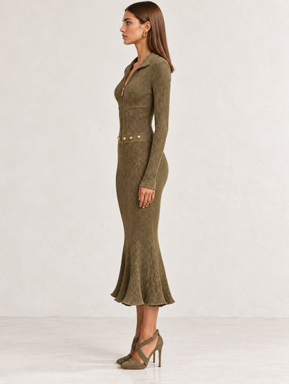 Marta | Vestido midi de punto acanalado con cremallera, bajo de sirena y cinturón de tachuelas