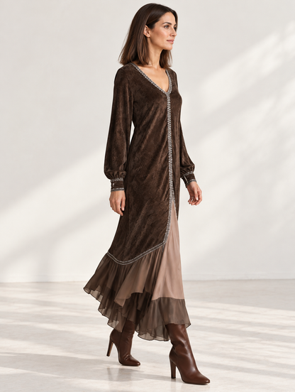 Teresa | Vestido midi de ante sintético con corte evasé, escote en V y detalle de remate