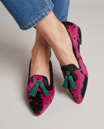 Mocasín Ginevra — Vaca Fucsia, Borlas Verdes